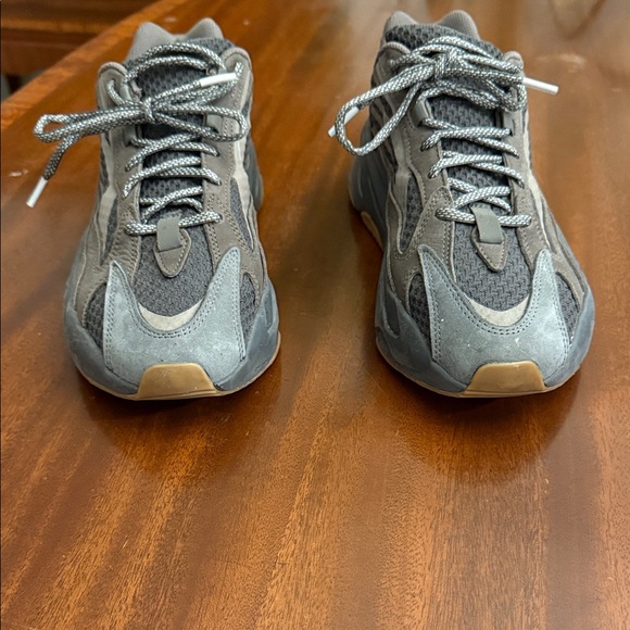 adidas gazelle silver green womens Adidas Yeezy Boost 350 V2 Mono Cinder – Imperial edge main image 1